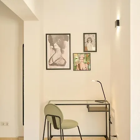 With Pool And Hot Tub On Golf Course אלתיאה