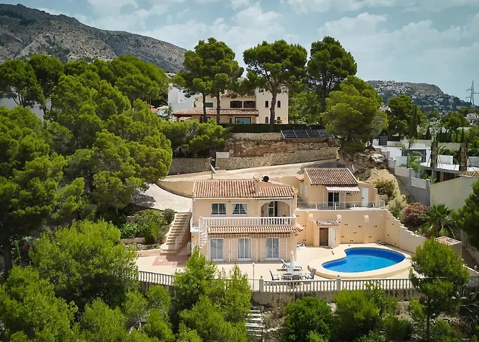 With Pool And Hot Tub On Golf Course * Altea